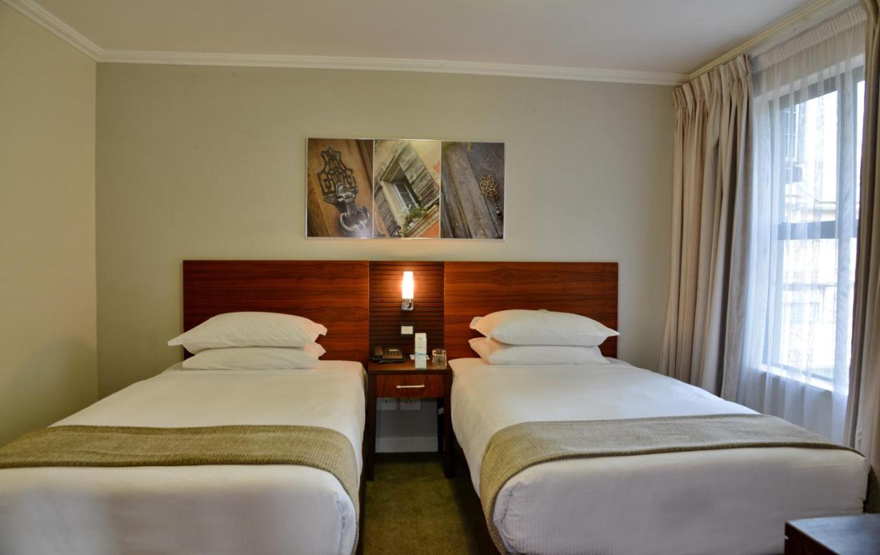 City Lodge Hotel Eastgate ヨハネスブルグ 部屋 写真